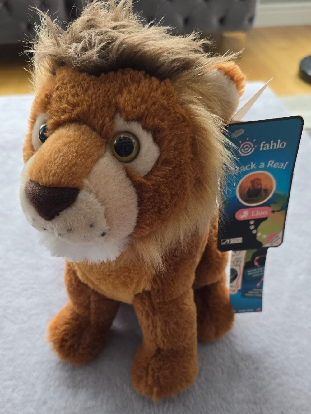 FAHLO Plush lion Track a real lion! Educational, Conservation
